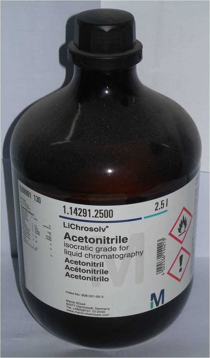 Acetonitrile isocratic grade for liquid chromatography LiChrosolv®.