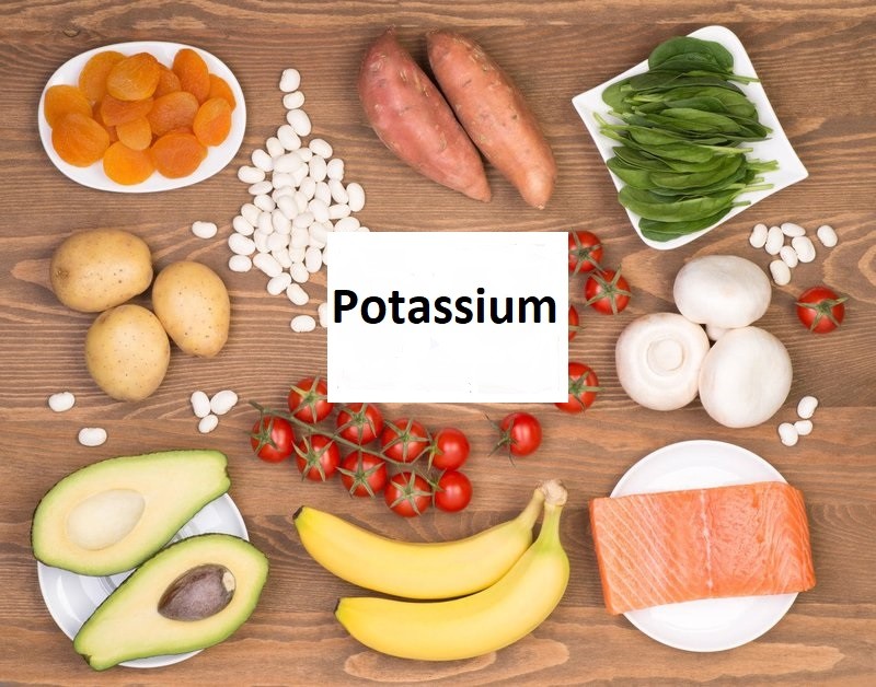 Potassium là gì? Potassium có trong một số loại thực phẩm như thịt cá, chuối, cà chua, củ cải đường, các loại đậu,...