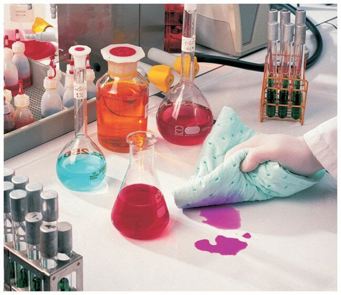 Cần lưu ý khi sử dụng hóa chất thí nghiệm Merck trong phòng thí nghiệm