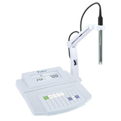 Máy đo pH để bàn LBPM-A10 LABTRON