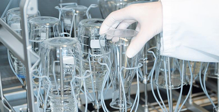Tủ sấy được sử dụng trong phòng thí nghiệm nuôi cấy vi sinh, nghiên cứu sâu