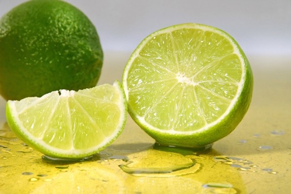 Axit citric có nhiều trong chanh