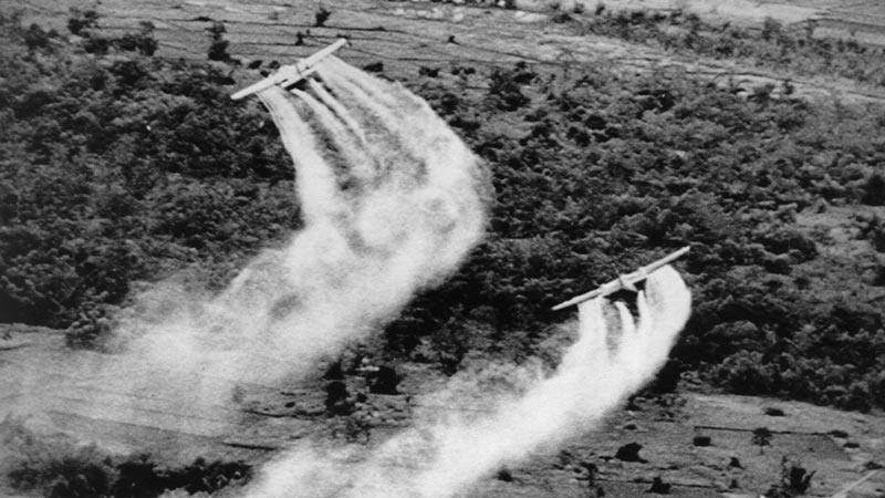 Mỹ rải chất độc dioxin tại Việt Nam